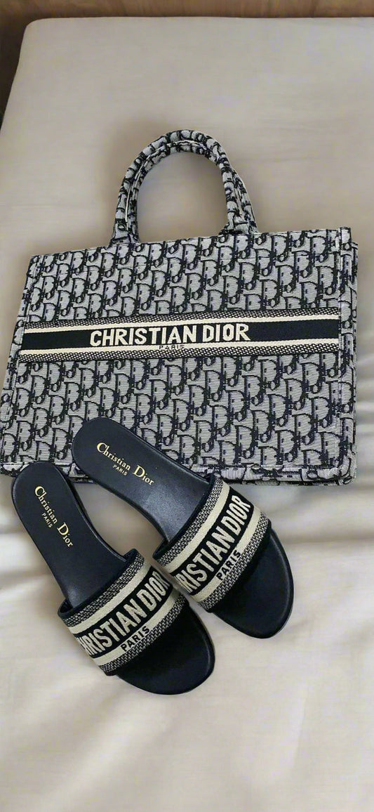 Canvas Tote with Matching Comfort Slides